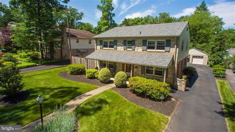 Zillow glenside pa - 3140 Spear Ave, Glenside PA, is a Single Family home that contains 1980 sq ft and was built in 1964.It contains 4 bedrooms and 3 bathrooms.This home last sold for $450,000 in May 2023. The Zestimate for this Single Family is $451,600, which has increased by $33,033 in the last 30 days.The Rent Zestimate for this Single Family is …